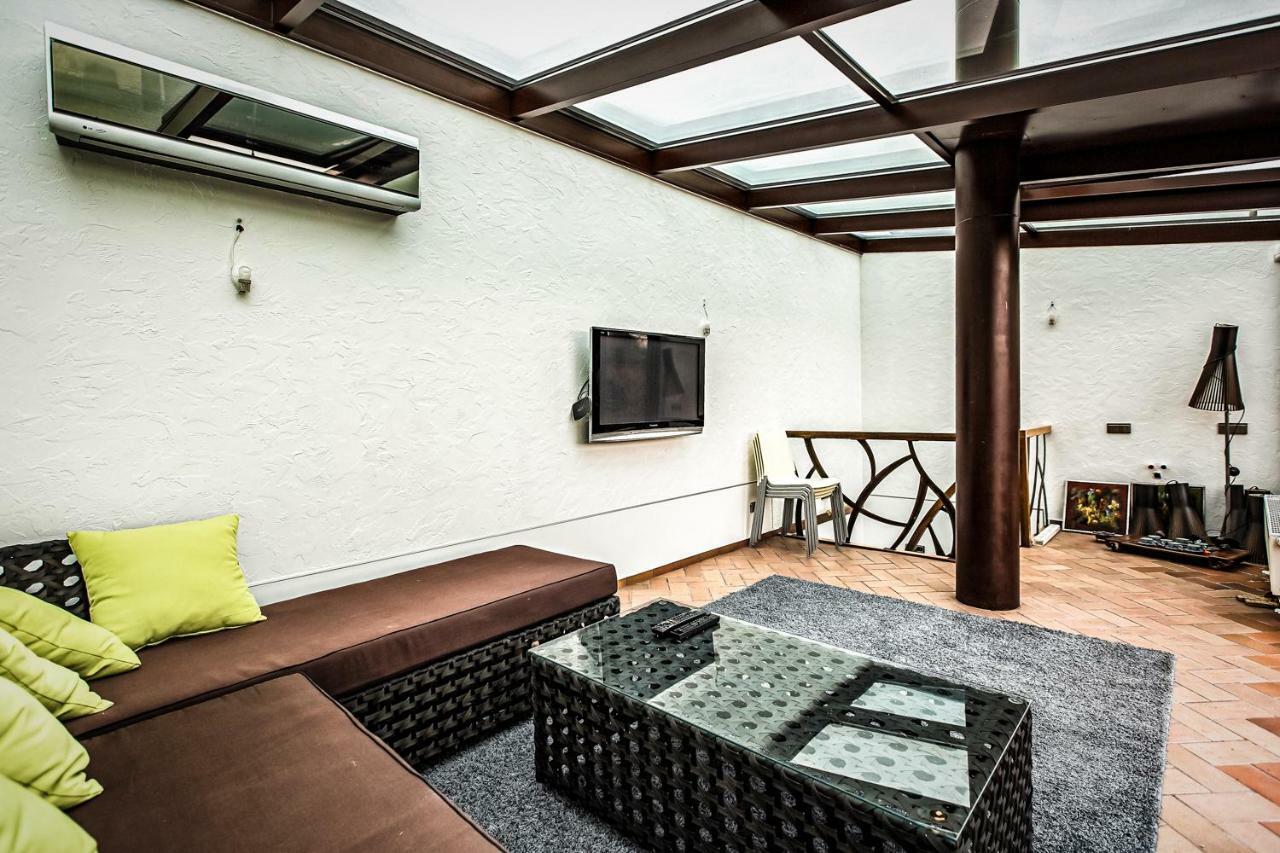 Apartment With A Terrace Over The Old Town Two Bedrooms 考纳斯 外观 照片